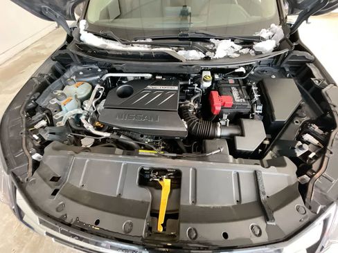 Used 2024 Nissan Rogue SV image 24