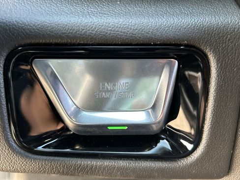 New 2026 GMC Yukon XL Denali w/ Denali Reserve Package image 17