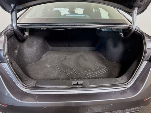 Used 2025 Nissan Sentra SV image 35