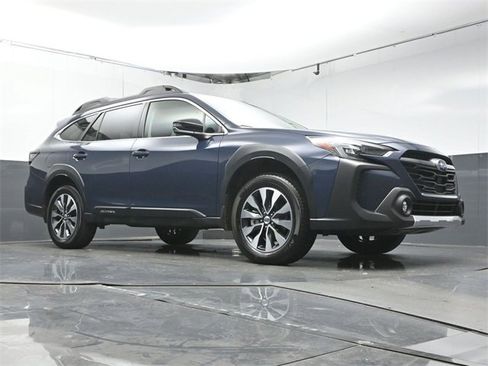 Used 2023 Subaru Outback Limited w/ Popular Package #2 image 42