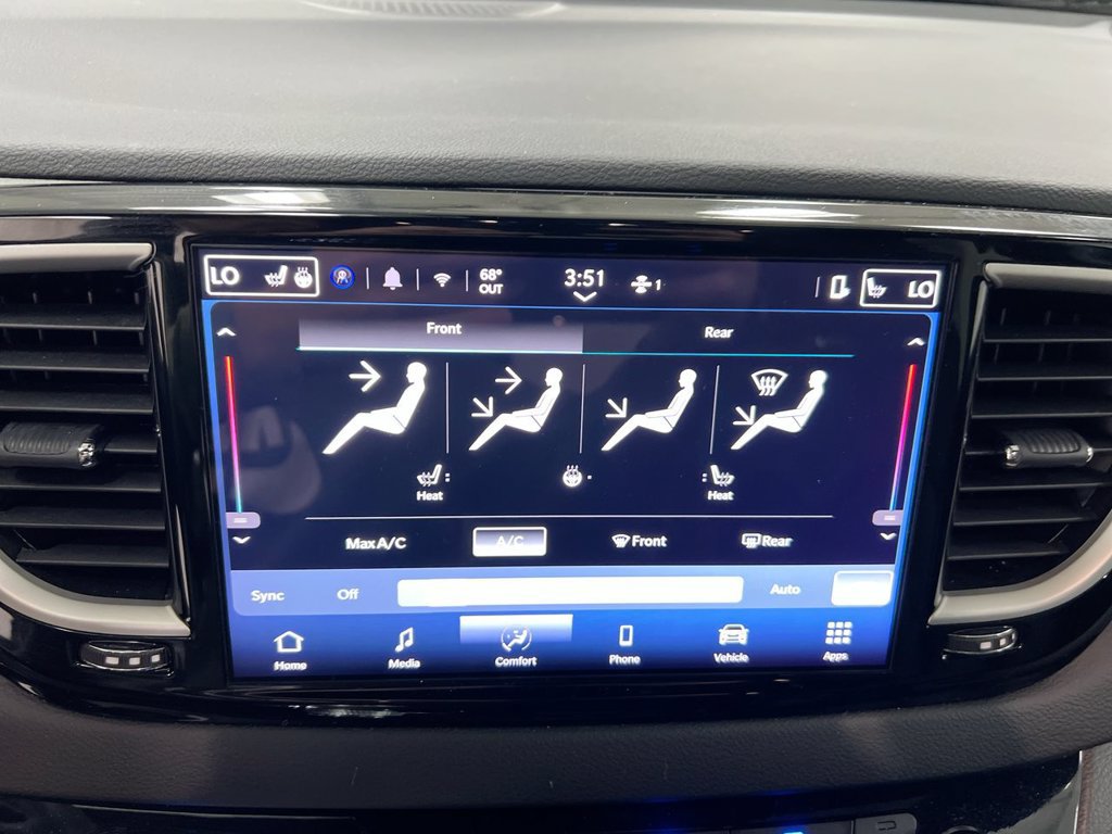 Used 2025 Chrysler Pacifica Select FWD image 16