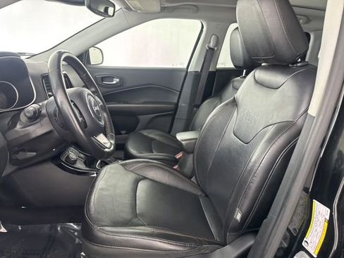 Used 2018 Jeep Compass Limited w/ Navigation Group AWD/4WD image 23
