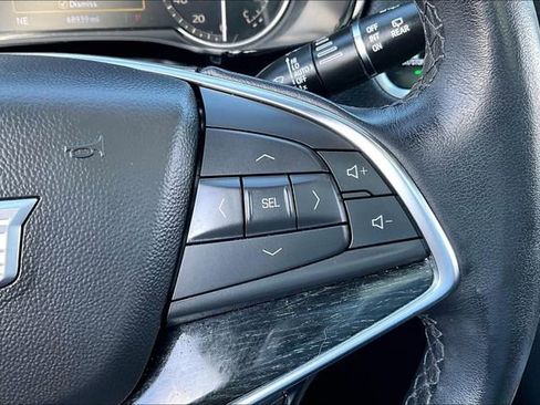 Used 2023 Cadillac XT5 Premium Luxury image 19