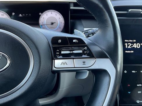 Used 2023 Hyundai Tucson Limited image 12