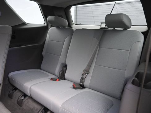 Used 2021 Chevrolet Traverse LT w/ LPO, Floor Liner Package AWD/4WD image 29