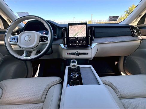 Used 2026 Volvo XC90 T8 Ultra w/ Protection Package Premier AWD/4WD image 18