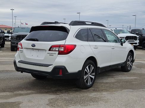 Used 2019 Subaru Outback 3.6R Limited image 3