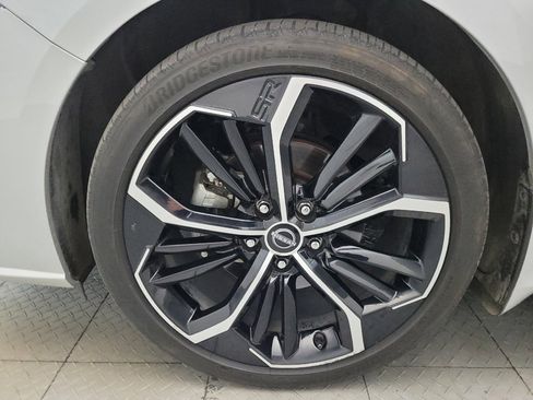 Used 2024 Nissan Altima 2.5 SR FWD image 31