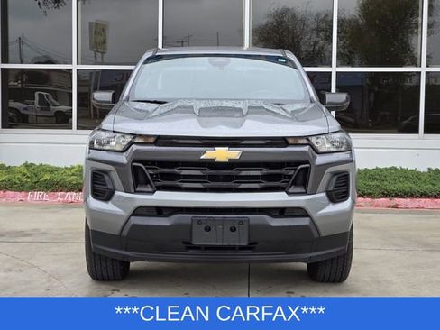 Used 2023 Chevrolet Colorado LT image 2
