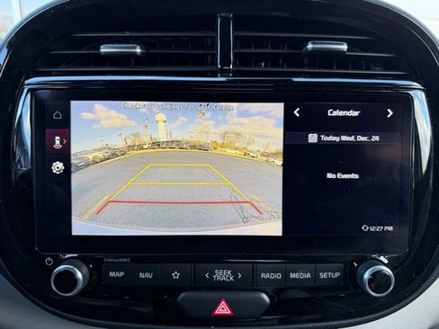 Used 2023 Kia Soul EX image 19