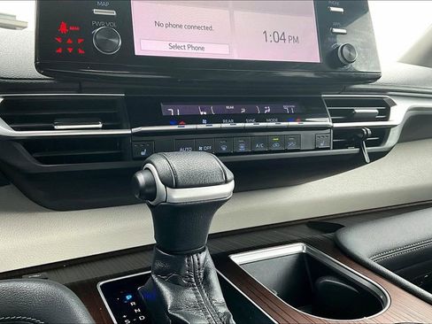 Certified 2022 Toyota Sienna XLE image 14
