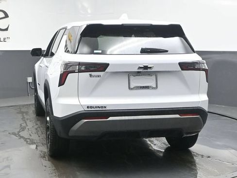 New 2026 Chevrolet Equinox LT w/ Safety and Technology Package FWD image 13