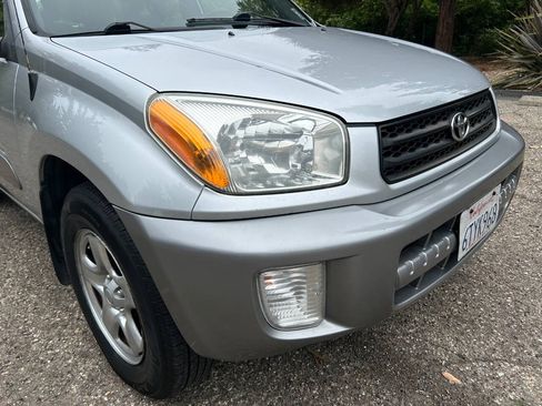 Used 2003 Toyota RAV4 2WD image 12