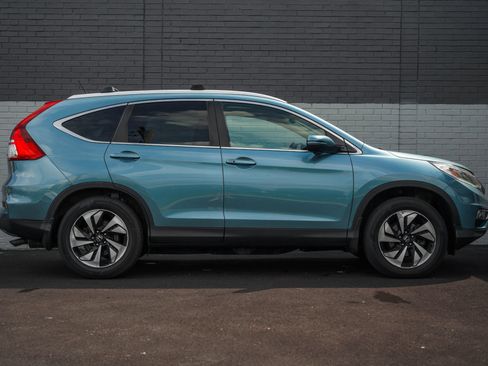 Used 2015 Honda CR-V Touring image 4