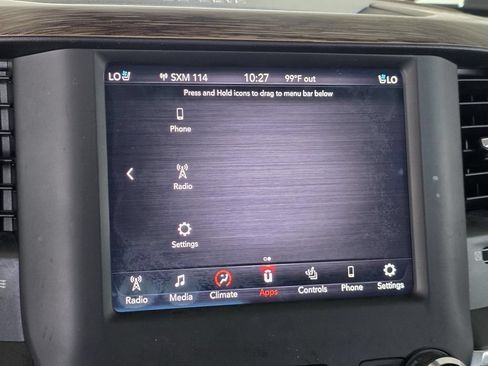 Used 2019 RAM 1500 Laramie AWD/4WD image 17