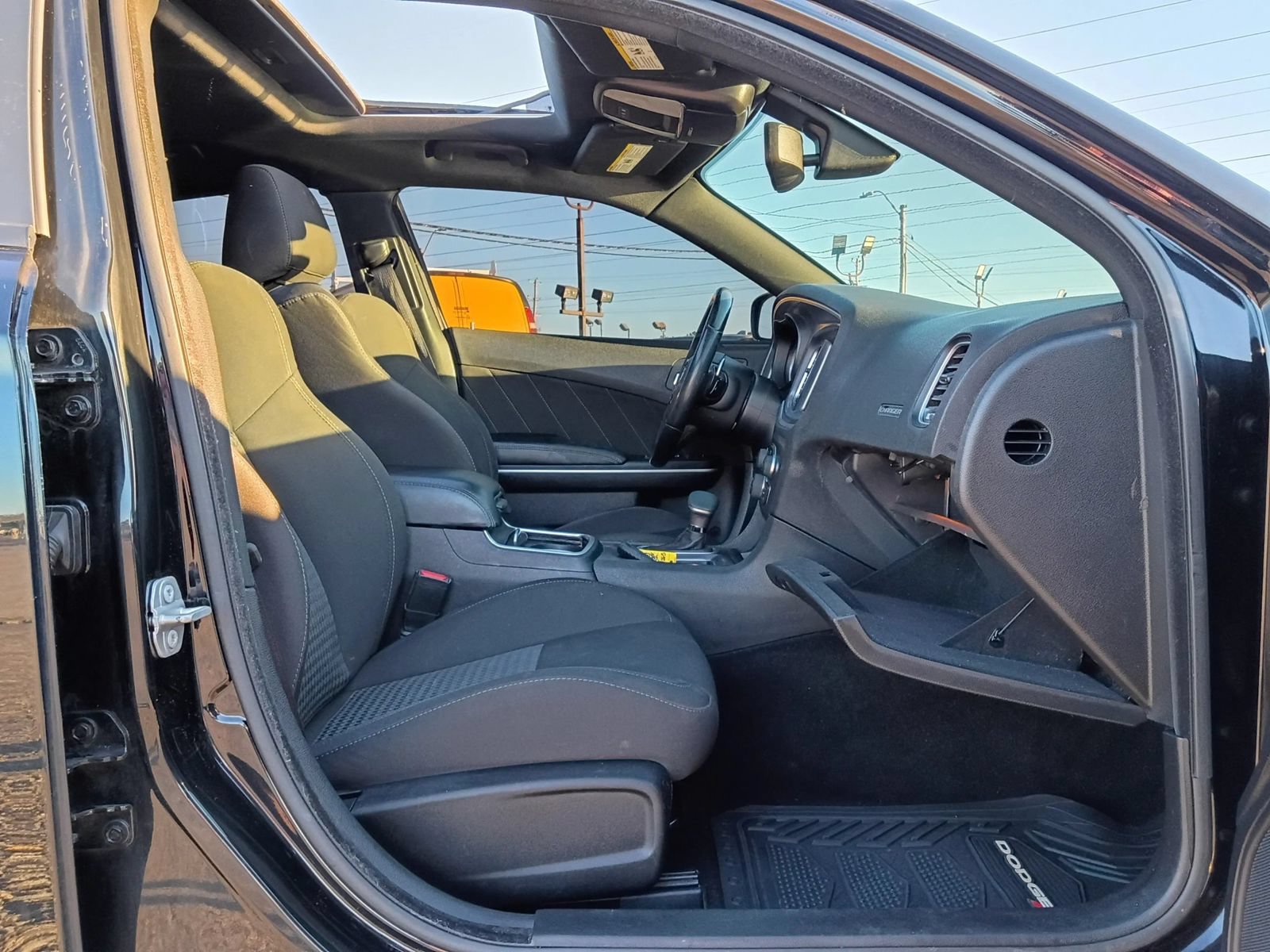 Used 2021 Dodge Charger R/T w/ Navigation & Travel Group RWD image 27