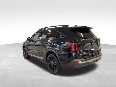 Certified 2024 Kia Sorento SX Prestige w/ Sage Leather Package AWD/4WD image 4