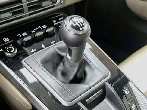 Certified 2020 Porsche 911 Carrera S RWD image 18