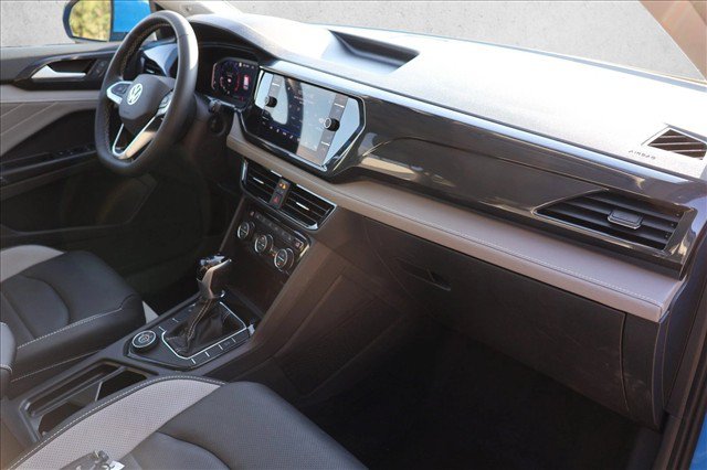Used 2024 Volkswagen Taos SEL AWD/4WD image 28