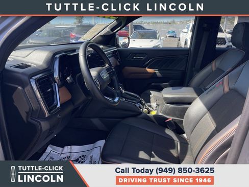 Used 2024 GMC Canyon AT4 AWD/4WD image 25