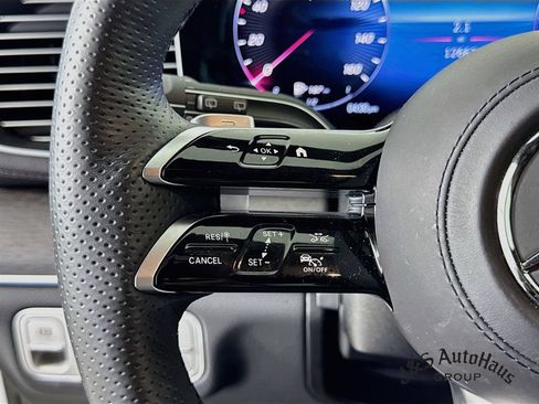 Used 2025 Mercedes-Benz GLS 450 4MATIC w/ AMG Line Exterior image 13
