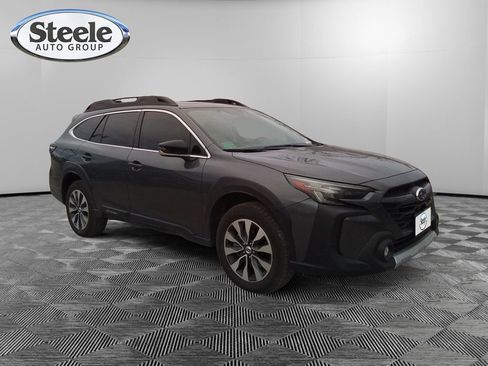 Used 2025 Subaru Outback Limited image 7