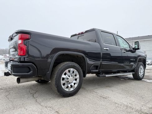 Used 2020 Chevrolet Silverado 3500 High Country w/ Z71 Off-Road Package image 7