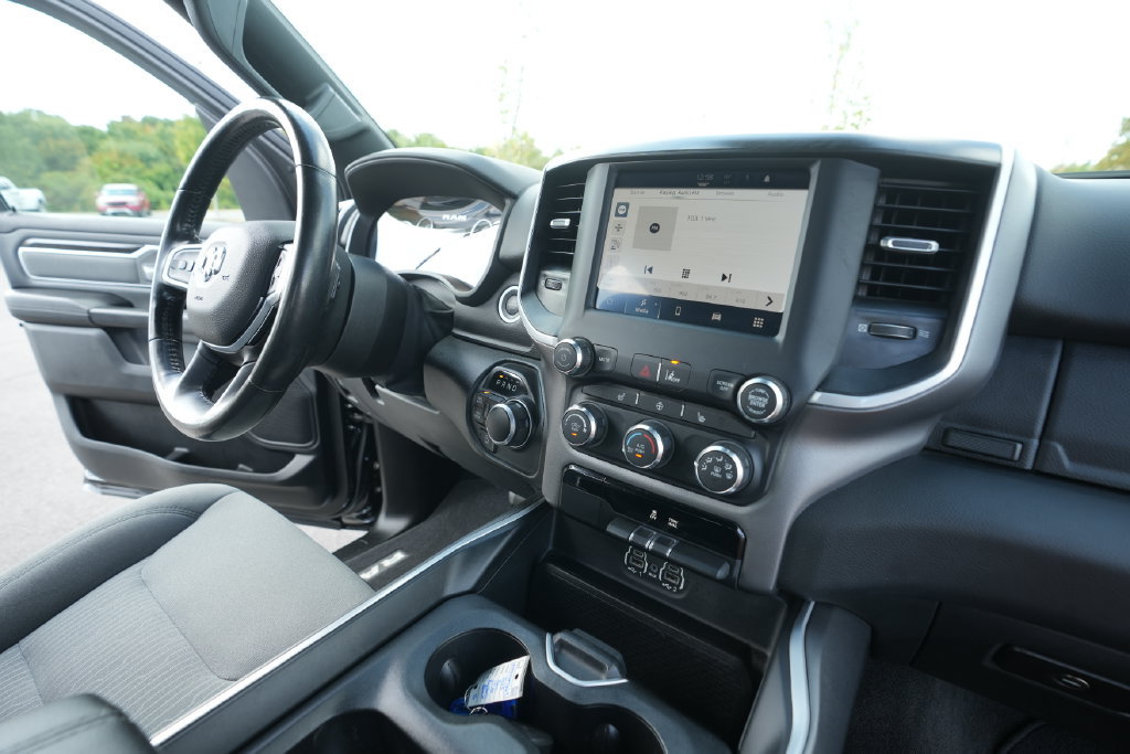 Used 2023 RAM 1500 Big Horn AWD/4WD image 35
