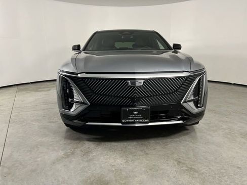 Certified 2024 Cadillac Lyriq Luxury RWD image 3
