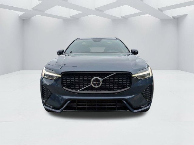 Certified 2025 Volvo XC60 B5 Ultra w/ Climate Package AWD/4WD image 10