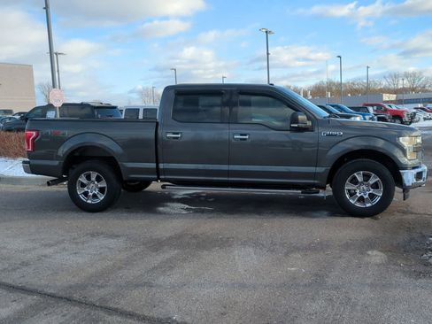 Used 2017 Ford F150 XLT w/ Equipment Group 302A Luxury image 9
