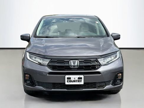 Used 2026 Honda Odyssey Elite image 2