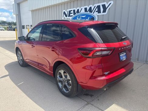Used 2023 Ford Escape ST-Line w/ Tech Pack #1 image 6