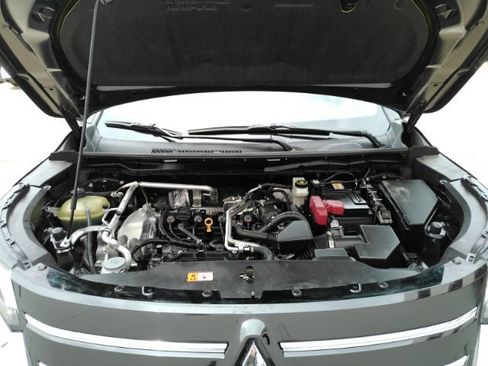 Used 2025 Mitsubishi Outlander SE FWD image 52