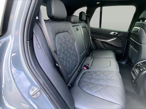 Used 2025 BMW X5 xDrive40i AWD/4WD image 19