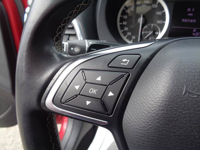 Used 2019 INFINITI QX30 FWD image 28