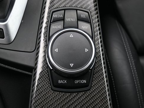 Used 2015 BMW M4 Convertible image 28