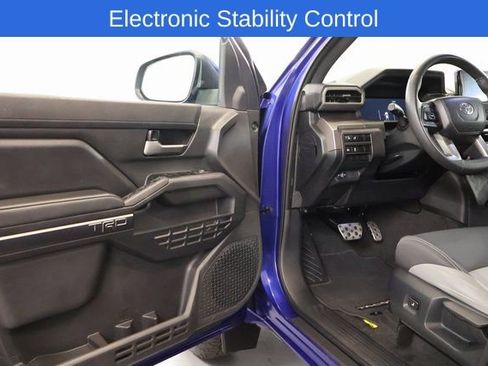 Used 2024 Toyota Tacoma TRD Sport image 7