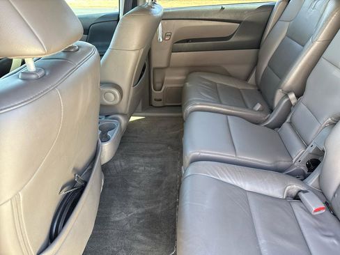 Used 2015 Honda Odyssey Touring Elite image 41
