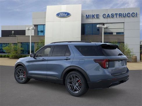 New 2026 Ford Explorer ST-Line w/ ST-Line Street Pack image 4