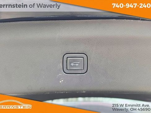 Used 2024 Buick Enclave Premium image 32