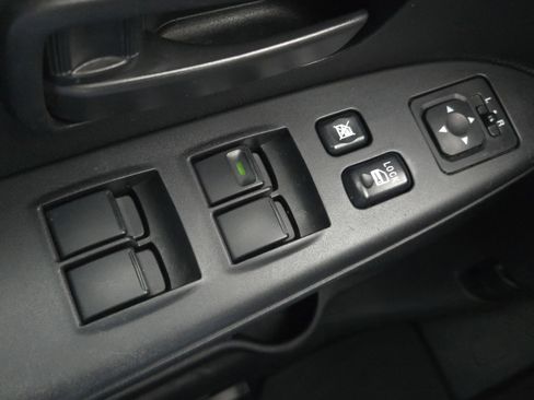 Used 2015 Mitsubishi Outlander Sport ES image 29