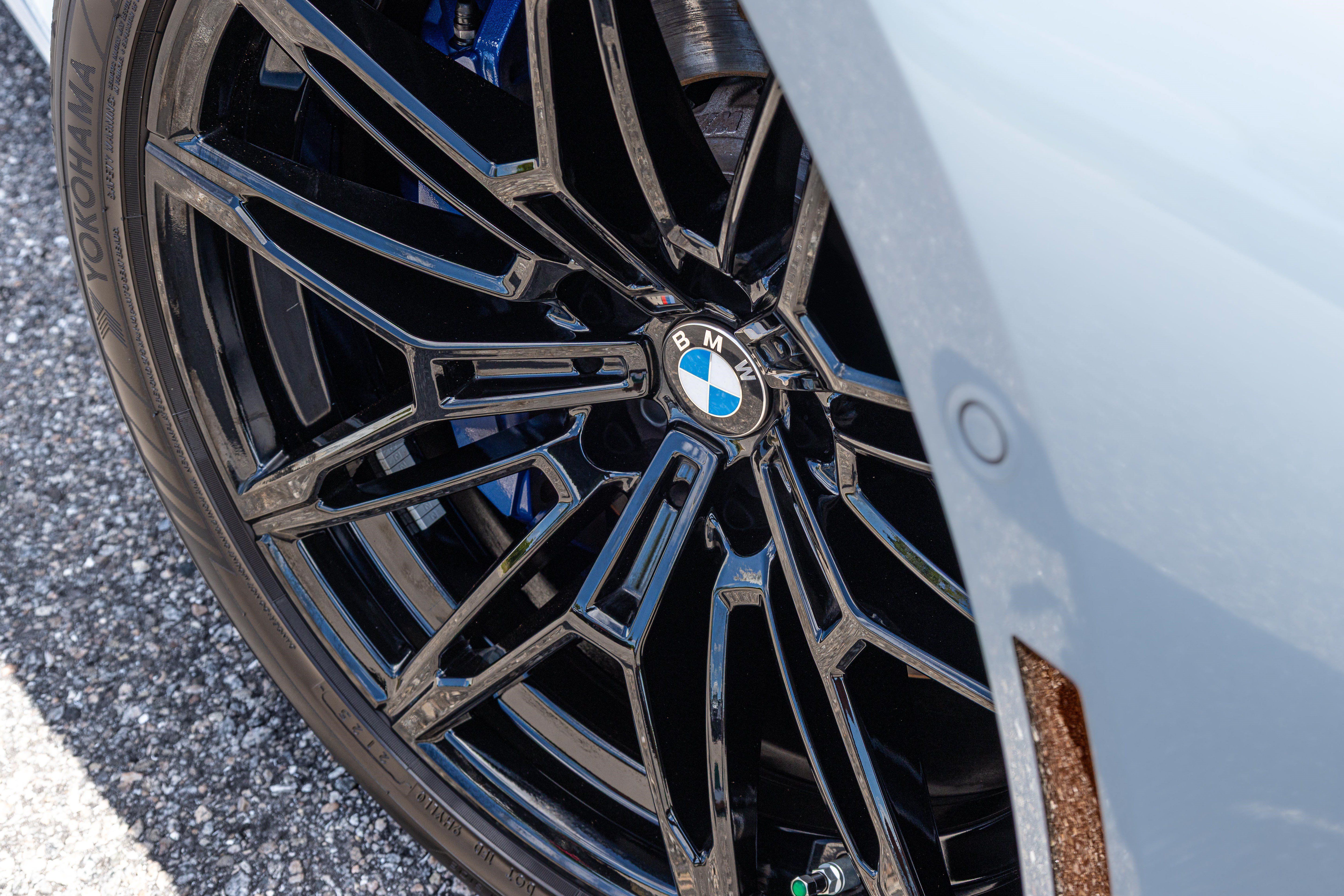 Used 2026 BMW M2 w/ Lighting Package RWD image 21