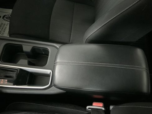 Used 2021 Nissan Sentra SV FWD image 32