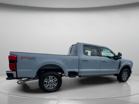 New 2026 Ford F250 Lariat w/ FX4 Off-Road Package image 33