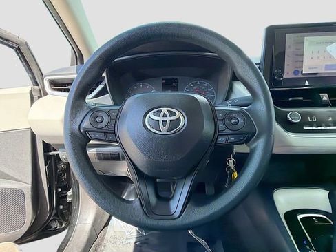 Used 2024 Toyota Corolla LE image 34