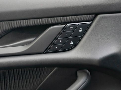 Used 2023 Porsche Taycan w/ Premium Package image 11