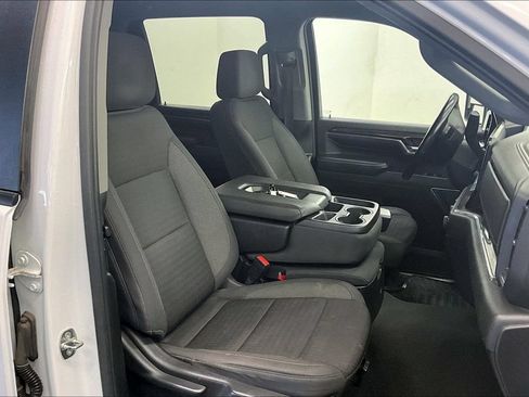 Used 2024 Chevrolet Silverado 2500 LT AWD/4WD image 6