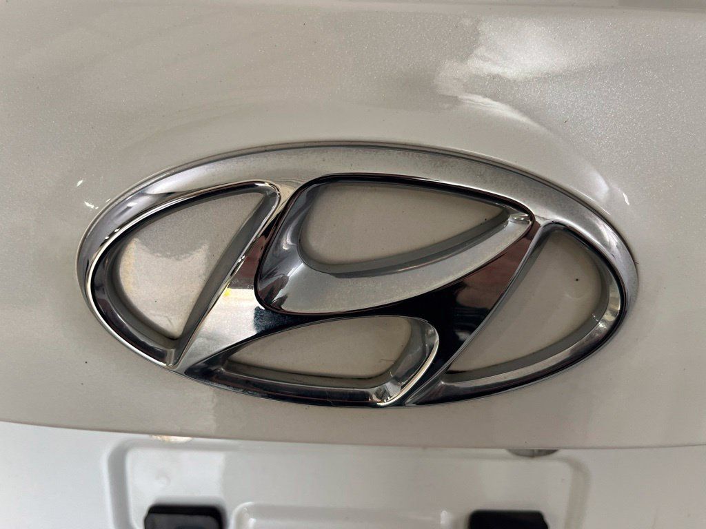 Used 2018 Hyundai Santa Fe Sport AWD/4WD image 42