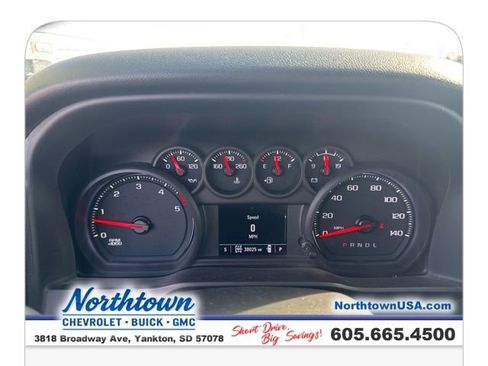 Used 2021 Chevrolet Silverado 2500 Custom w/ Custom Value Package image 15